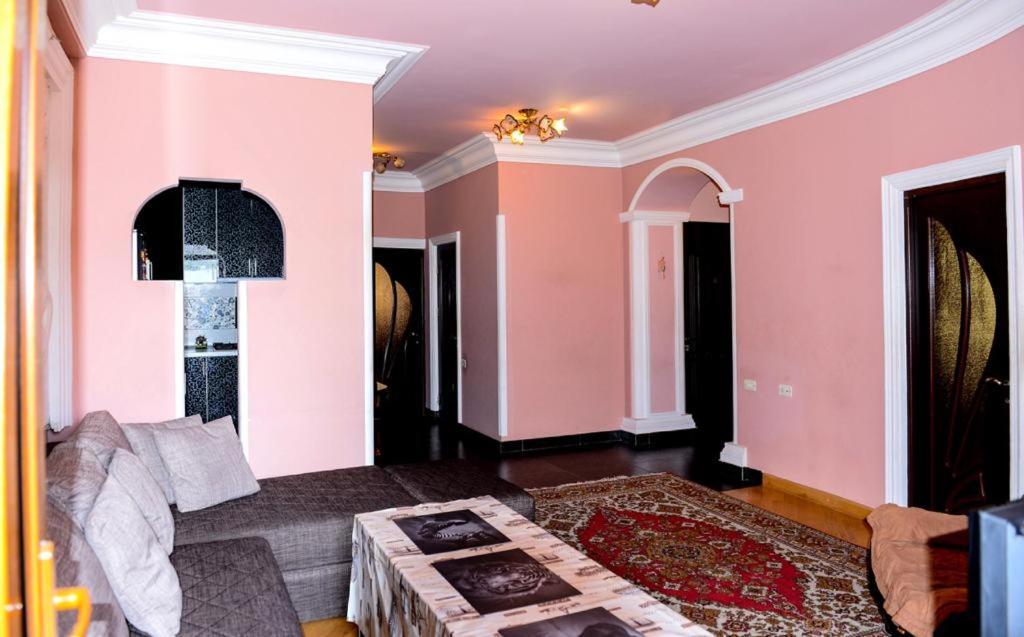 Angel Apartments Erevan Esterno foto